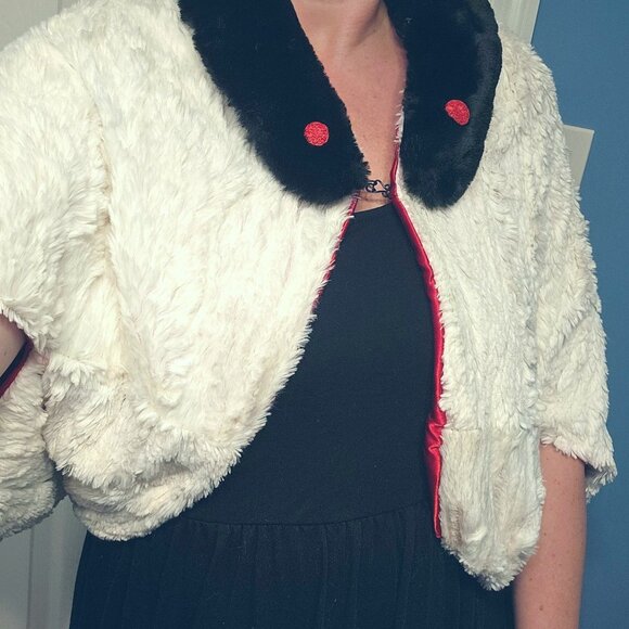 Faux Fur Cape Jacket Coat Vintage Lala Original White Black Red Recycled Cruella - Picture 8 of 8